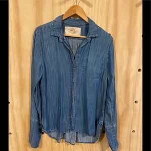 Bella Dahl Lightweight Denim Blouse